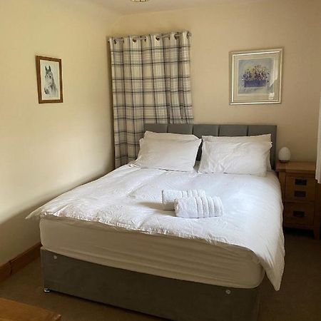 Cosy Cottage In Beautiful Royal Deeside Aboyne Exterior photo